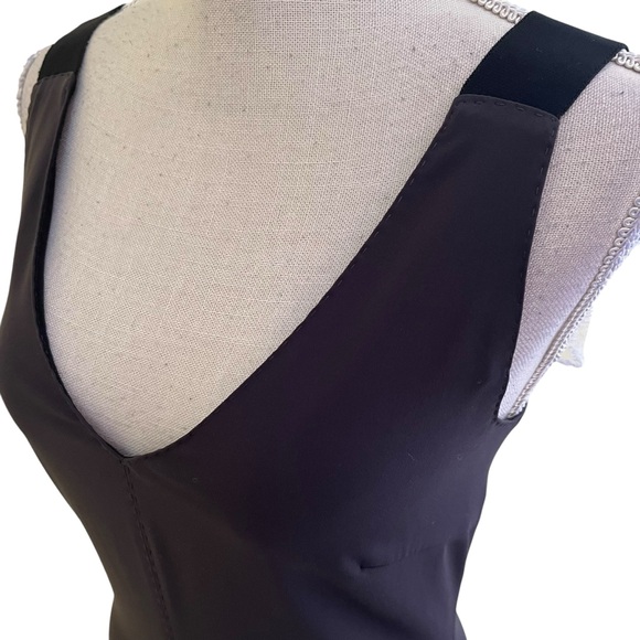 Les Copains Black Sleeveless V-neck Sheath Dress 40(4) - Picture 5 of 10